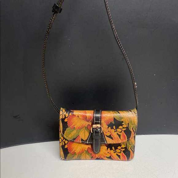 Patricia Nash Handbags - Patricia Nash Floral Leather Crossbody Purse